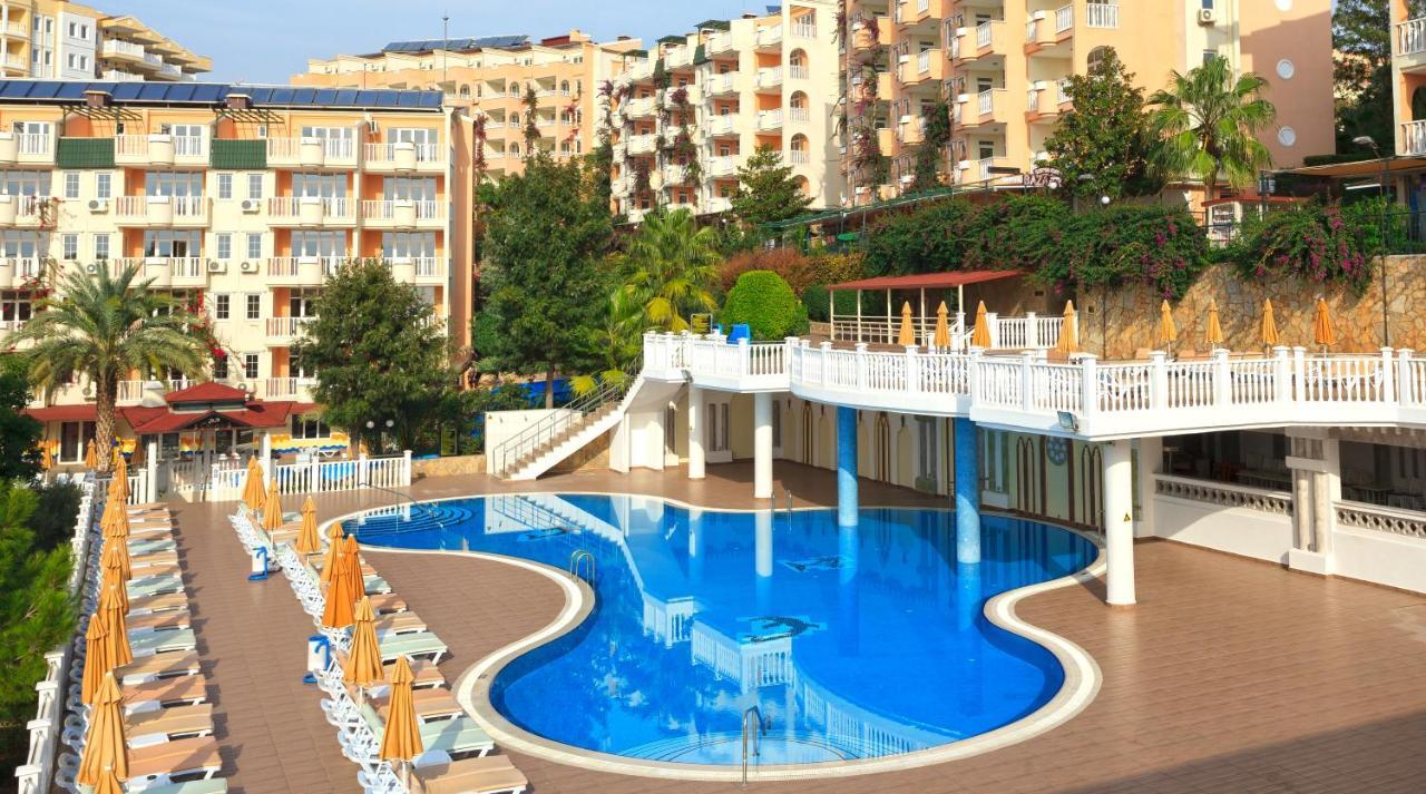 07 Group Hotel 阿拉尼亚 外观 照片
